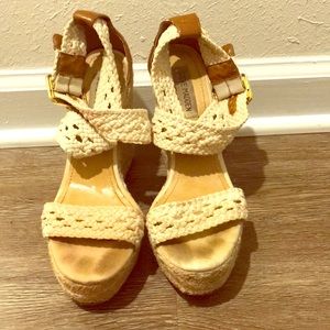Cream wedges
